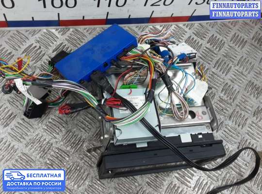 Дисплей бортового компьютера на Peugeot 4007