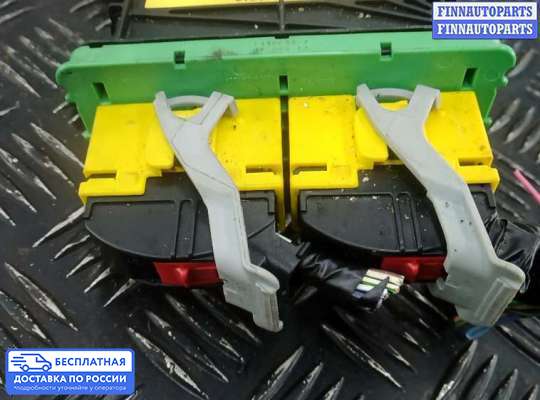 ЭБУ AIRBAG (электронный блок управления подушками безопасности) на Dodge Nitro