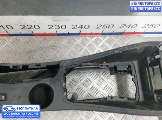 Подлокотник на Renault Fluence
