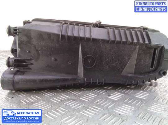 Корпус воздушного фильтра на Mercedes-Benz C (W203)