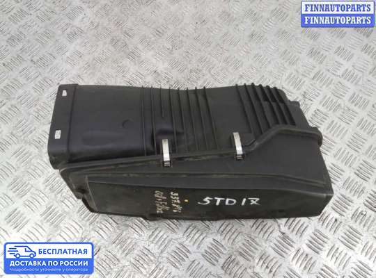 Корпус воздушного фильтра на Mercedes-Benz C (W203)