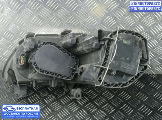 Фара передняя на Volkswagen Touran I (1T)