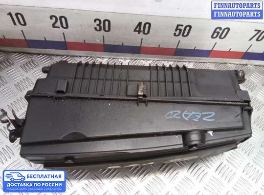 Корпус воздушного фильтра на Mercedes-Benz C (W203)