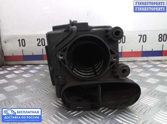 Корпус воздушного фильтра на Mercedes-Benz C (W203)