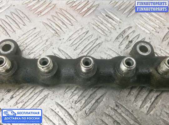 Рампа (рейка) топливная на Toyota RAV4 III (XA30)