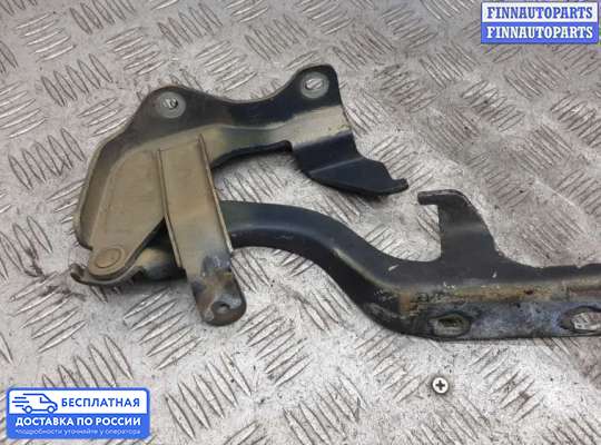 Петля капота на Opel Antara