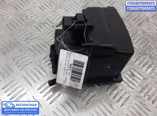 Корпус топливного фильтра на Citroen Xsara Picasso