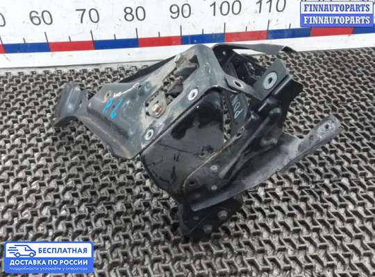 Замок капота на Mercedes-Benz C (W204)