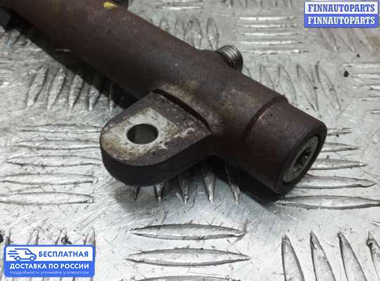 Рампа (рейка) топливная на Range Rover III (LM, L322)