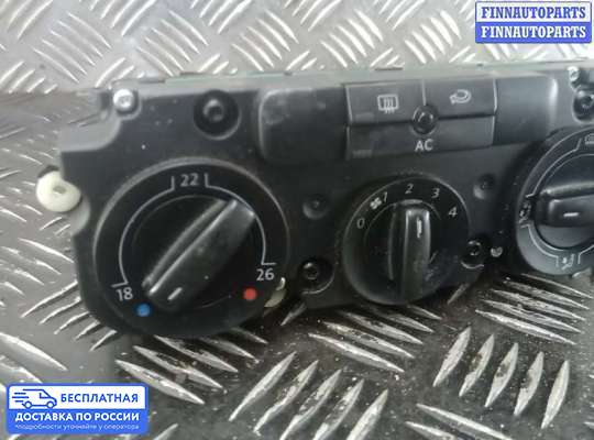 Блок управления печкой на Volkswagen Jetta V (1K)