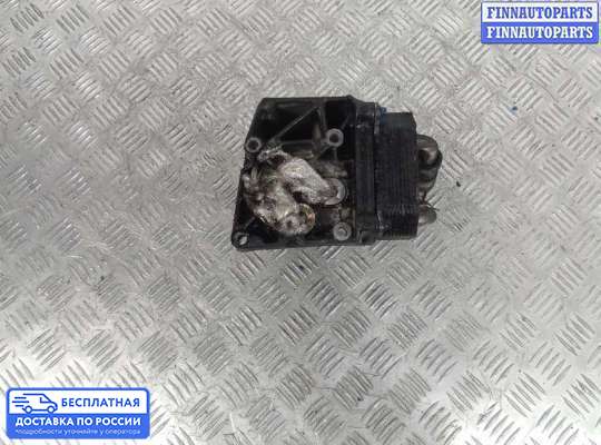 Корпус масляного фильтра на Ford Focus II