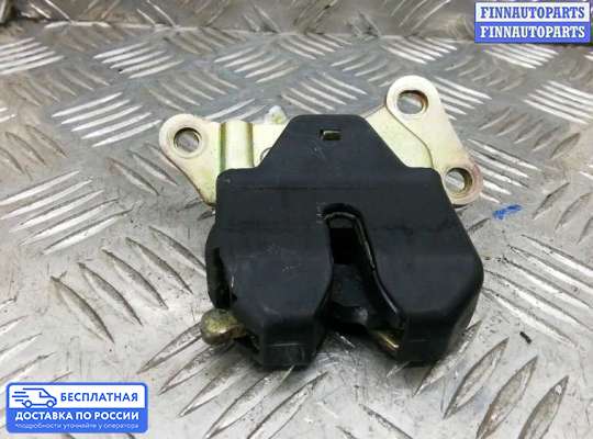 Замок багажника на Toyota Avensis I (T220)
