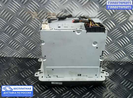 Магнитола на Volkswagen Passat B7 (36)