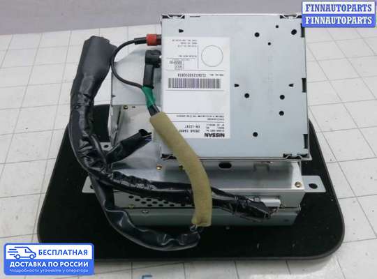 Дисплей бортового компьютера на Nissan X-Trail I (T30)