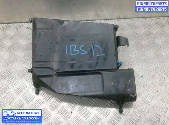 Корпус воздушного фильтра на Mercedes-Benz ML (W164)