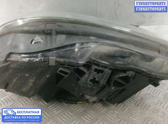 Фара передняя на Mercedes-Benz C (W204)