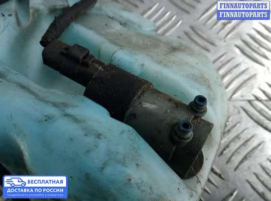 Бачок омывателя на Nissan Qashqai I (J10)