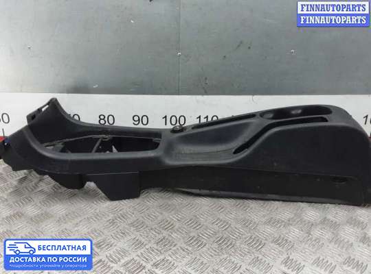 Подлокотник на Peugeot 406