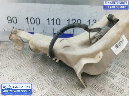 Бачок омывателя на Lancia Delta III