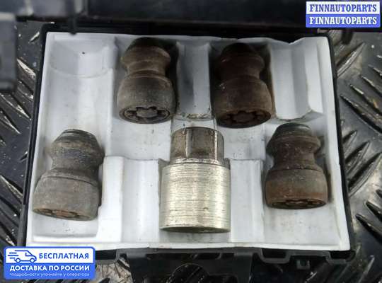 Болт колесный (гайка) на Kia Ceed I (ED)