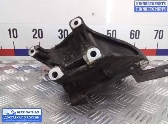 Кронштейн ДВС (лапа) на Volkswagen Touareg I (7L)