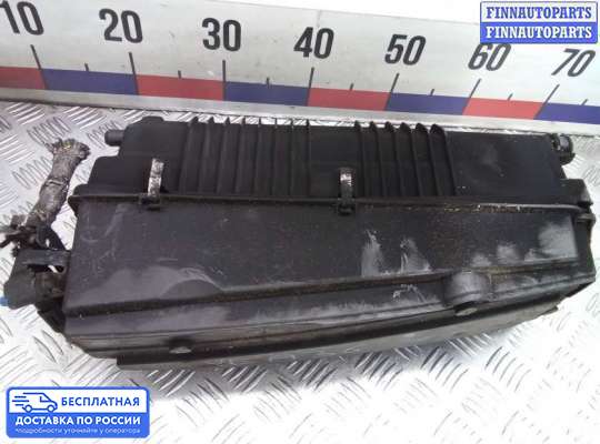 Корпус воздушного фильтра на Mercedes-Benz C (W203)