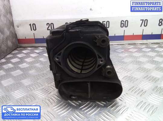 Корпус воздушного фильтра на Mercedes-Benz C (W203)