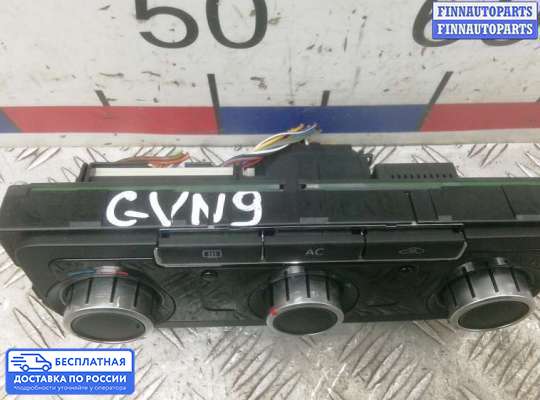 Блок управления печкой на Volkswagen Golf VI (5K)