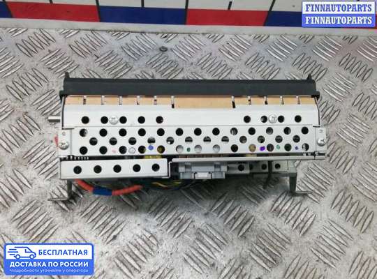 Дисплей бортового компьютера на Land Rover Discovery III