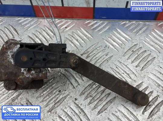 Датчик дорожного просвета на Mercedes-Benz E (W211)