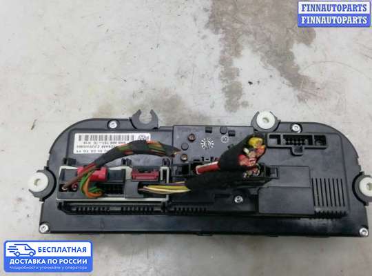 Блок управления печкой на Volkswagen Passat B7 (36)