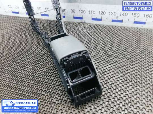 Подлокотник на Mercedes-Benz CLS (C219)