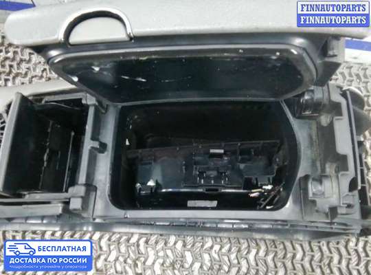Подлокотник на Mercedes-Benz CLS (C219)