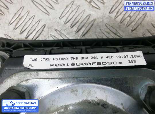 Подушка безопасности водителя (AirBag) на Volkswagen Transporter T5