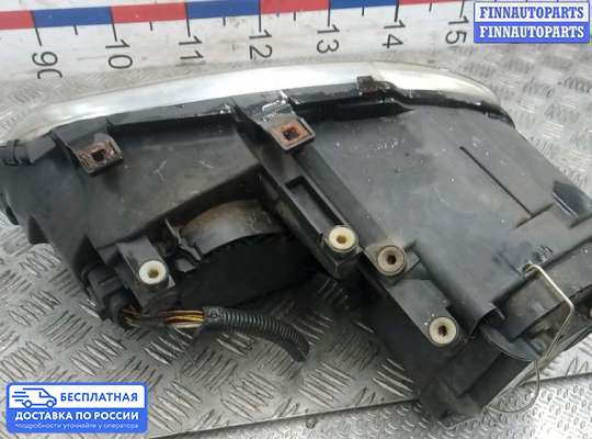 Фара передняя на Volkswagen Touran I (1T)