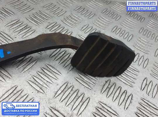 Педальный узел (педаль) на Audi 100 (44Q, C3)