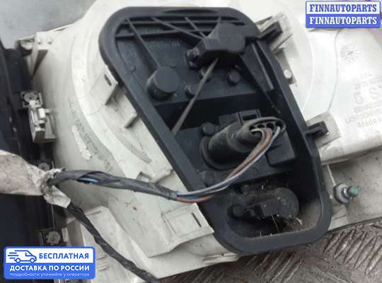 Фонарь задний на Volkswagen Touareg I (7L)