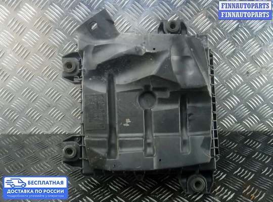 Корпус воздушного фильтра на Nissan Primastar