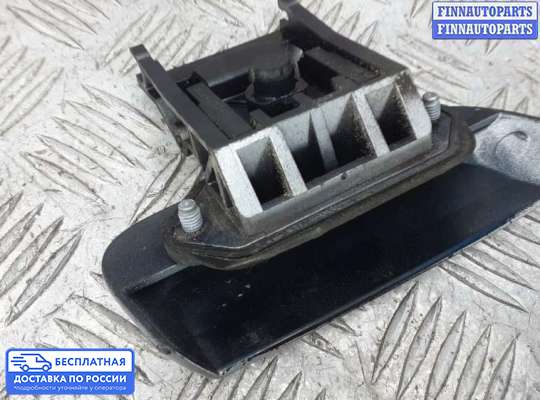 Ручка двери наружная на Nissan Navara / PickUp (D40)