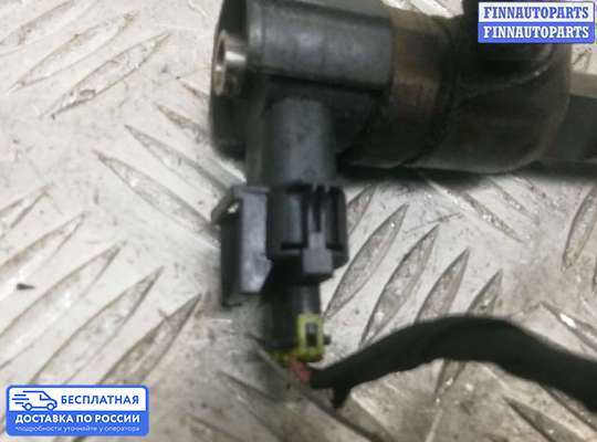 Форсунка топливная на Hyundai ix35 I / Tucson II (LM)