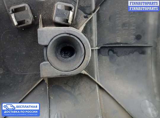 Крышка ДВС (декоративная) на Volkswagen Passat B6 (3C)