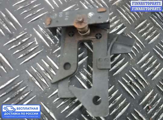 Замок капота на Mercedes-Benz C (W204)