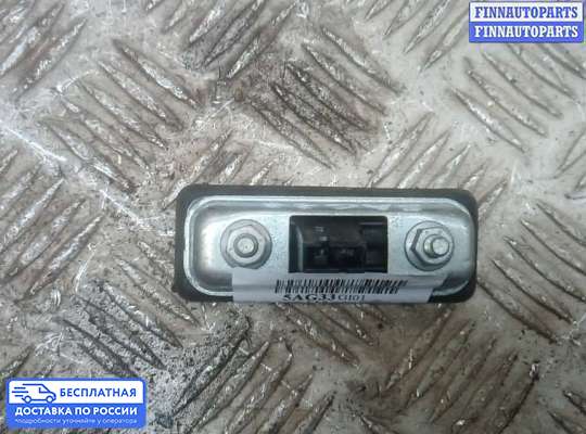 Ручка крышки багажника (задней двери) на Skoda Fabia II (5J)
