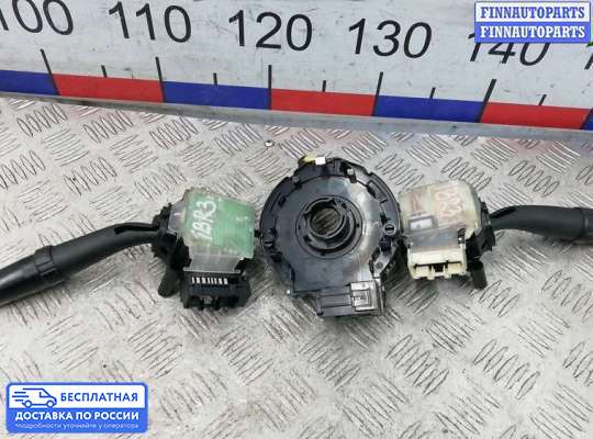 Подрулевой переключатель на Toyota Corolla Verso III (AR10)