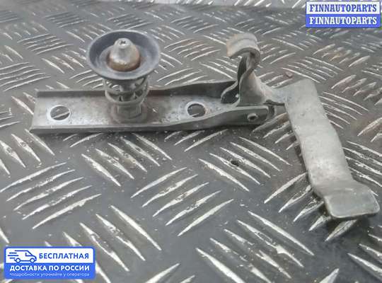 Замок капота на Volkswagen Crafter I (2E)