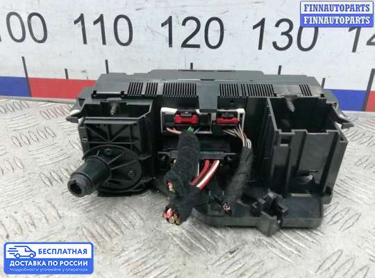 Блок управления печкой на Volkswagen Jetta V (1K)