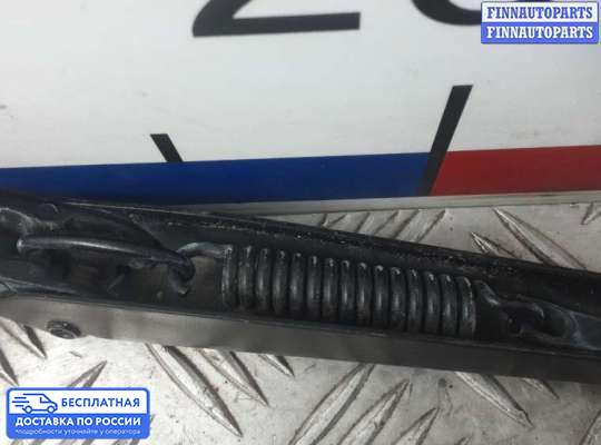 Поводок дворника на Volkswagen Golf IV (1J)