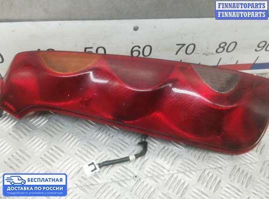 Фонарь задний на Nissan Note (E11)