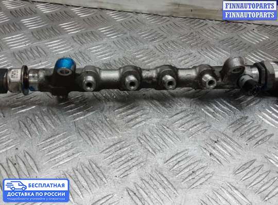 Рампа (рейка) топливная на Volkswagen Passat B7 (36)