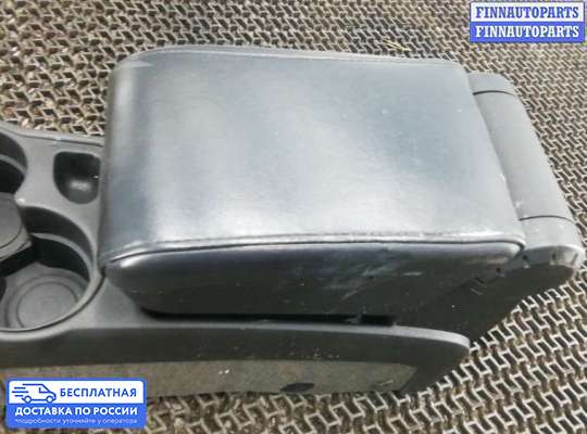 Подлокотник на Cadillac CTS I